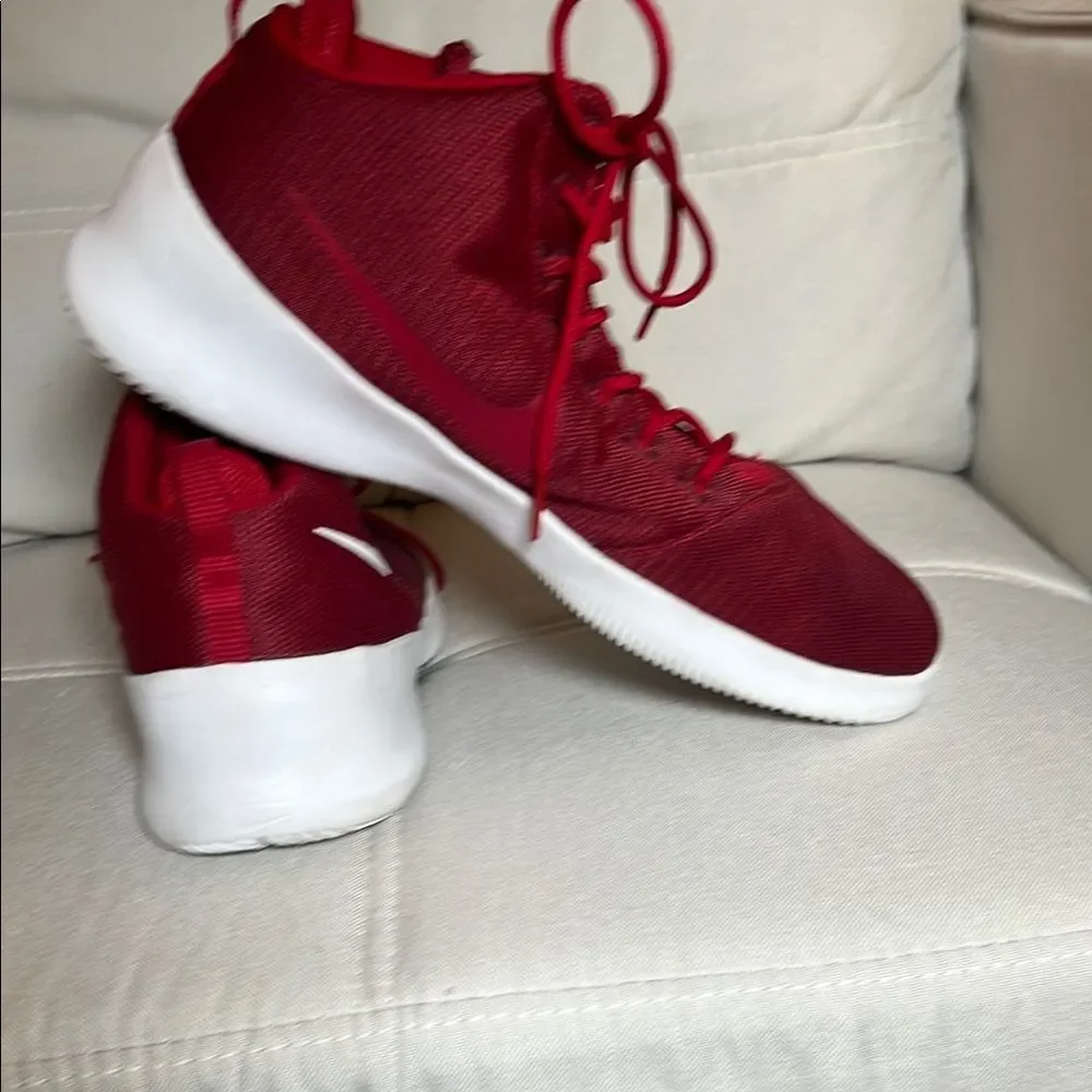 Nike Men’s Hyperfr3sh Red Sneakers Size 13